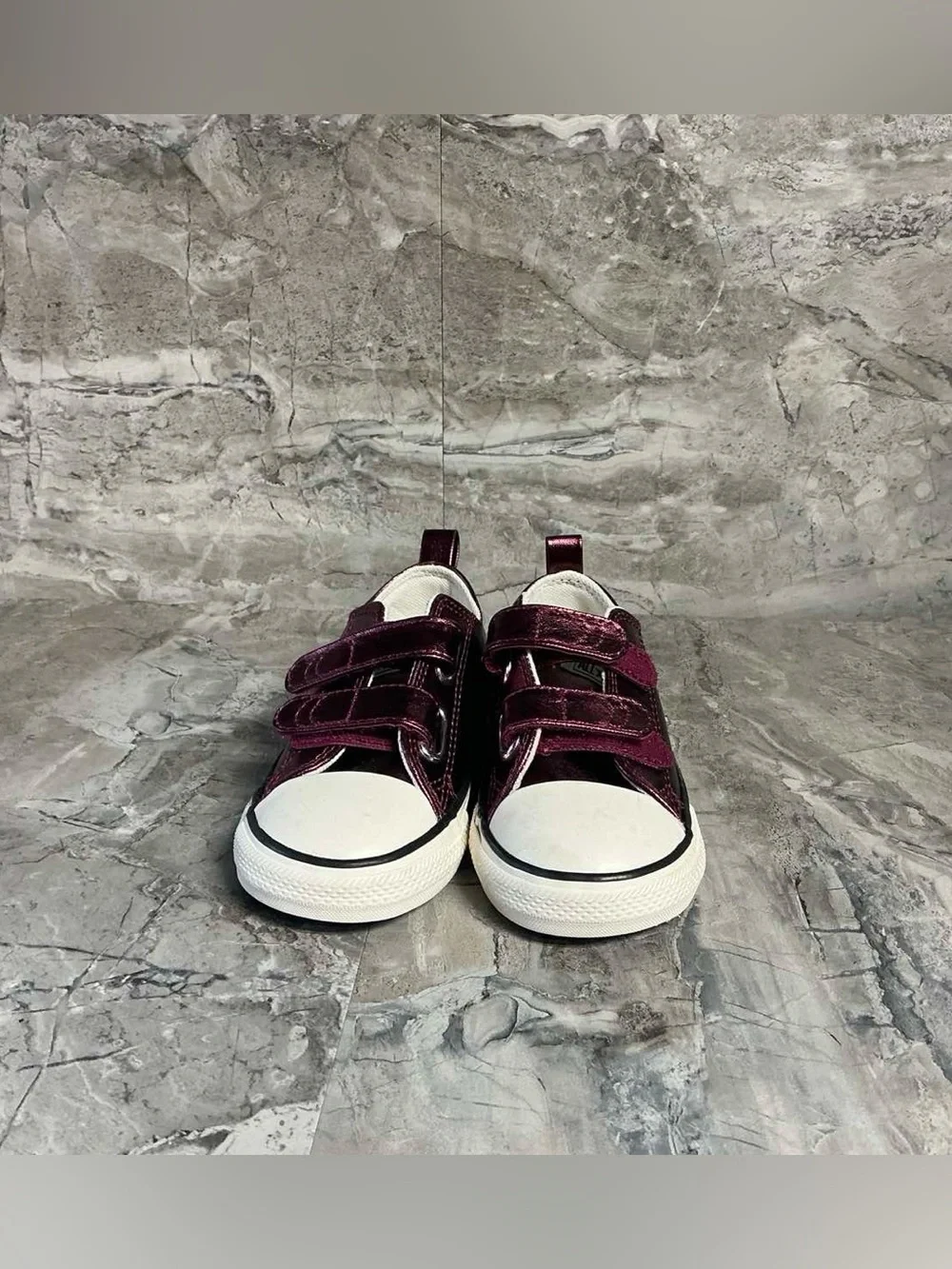 Kids' Chuck Taylor All Star Metallic Canvas Low Top Sneaker